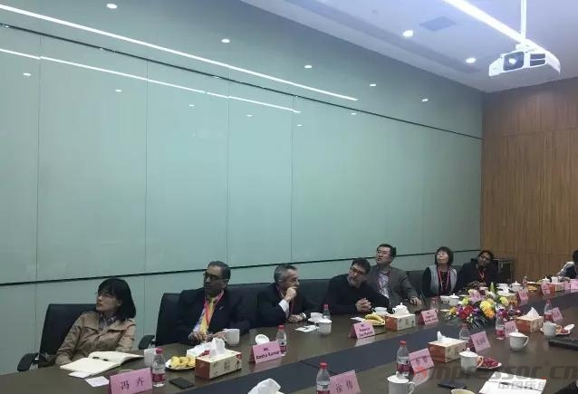 漢鐘精機(jī)喜迎聯(lián)合國官員來訪